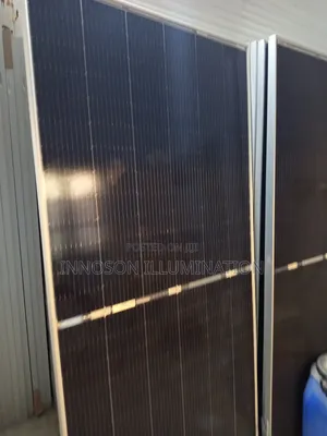 700w Solar Panels