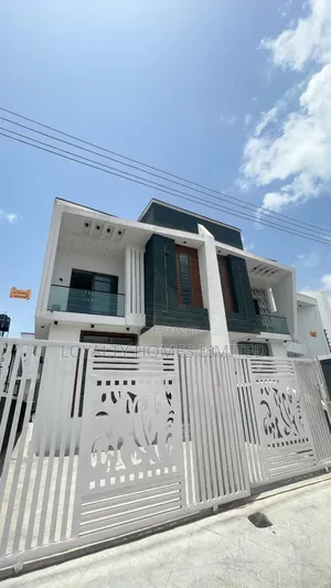 4bdrm Duplex in Lekki for sale