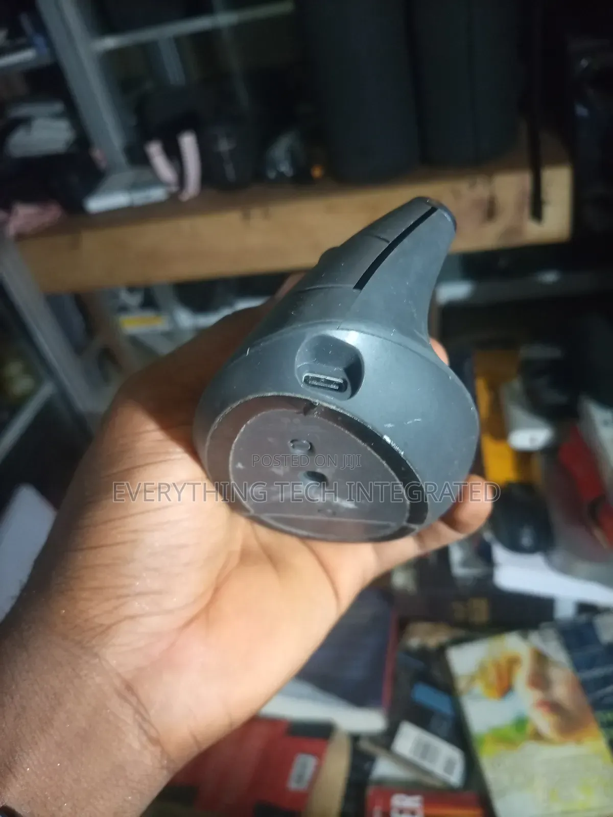 Logitech Mx Vertical Wireless Mouse Ergonomic