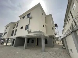 3bdrm Apartment in Jahi for sale