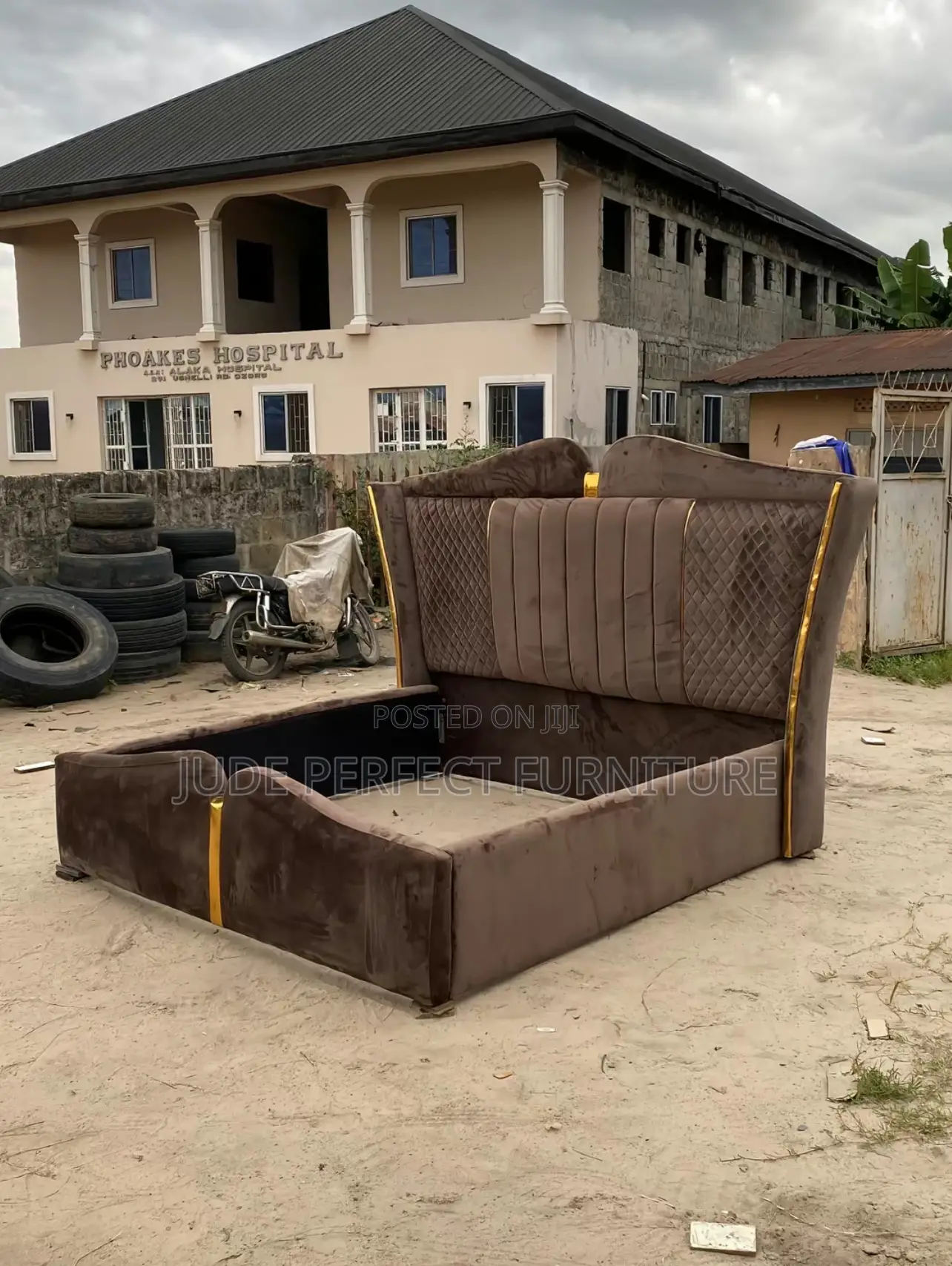 High Quality Specious Padded Bed Frame