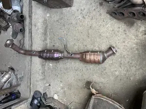 Catalyst Converter Toyota Hiace Bus 2006 to 2015