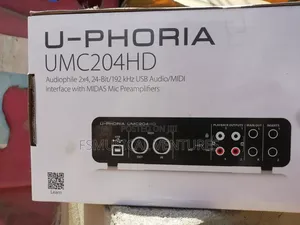 Behringer U-Phoria Umc204hd - Usb 2.0 Audio Soundcard