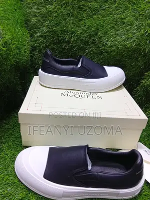 Exclusive Alexander Macqueen Leather Shoe