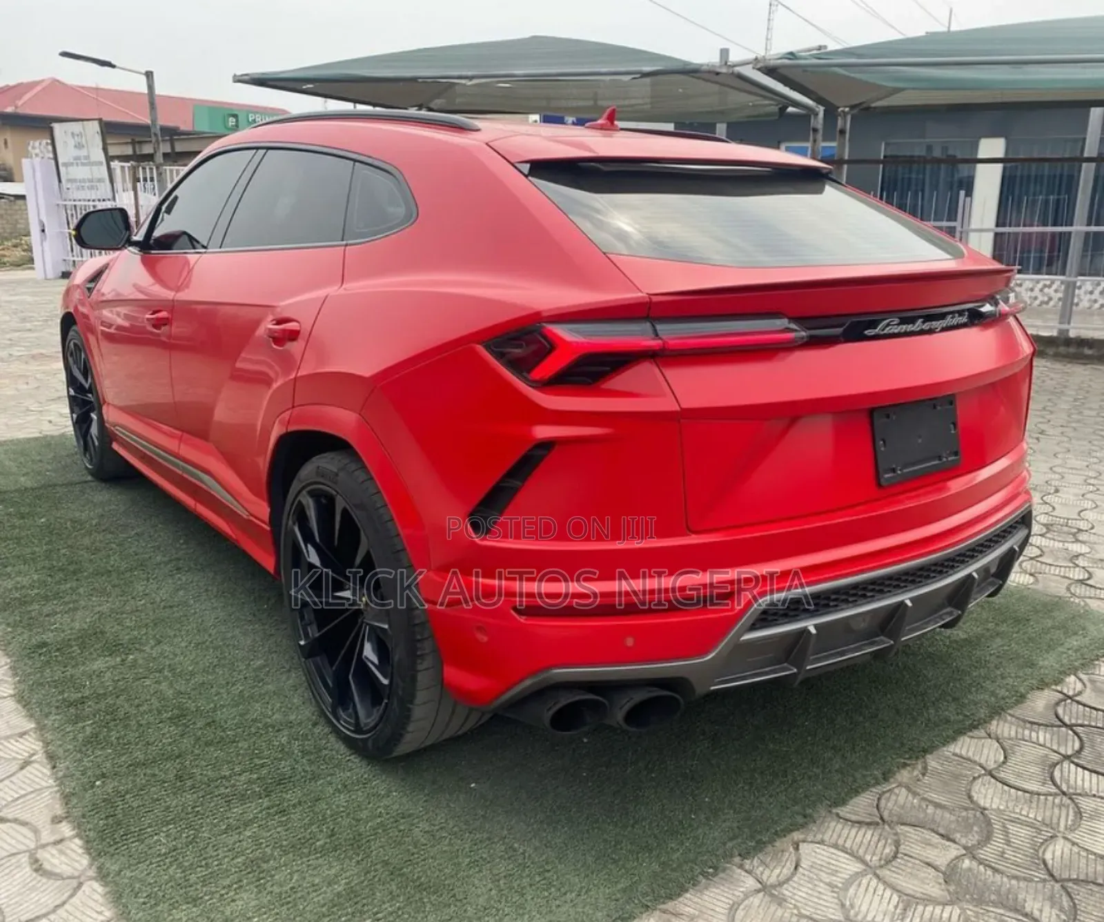 Lamborghini Urus 2021 Red