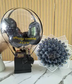 Money Bouquets and Hot Air Balloons With Treats
