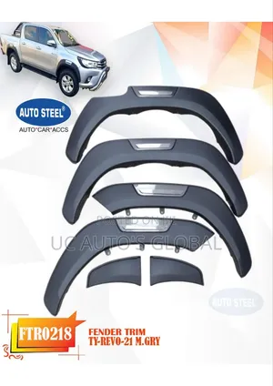 Fender Padded for Hilux 2023