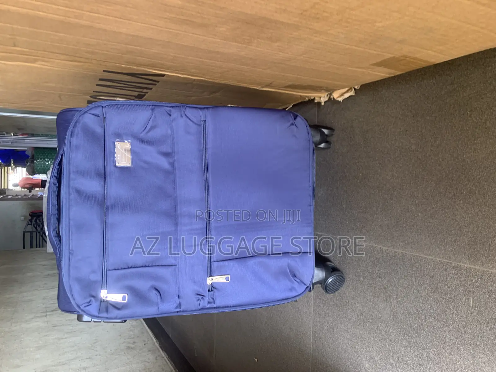 Hand Luggage Box