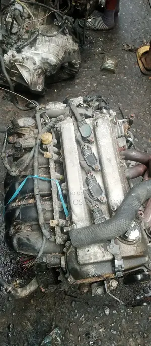 Toyota Engine 2az for Camry, Rav4, Avensis, Blade.