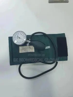 F.Bosch Mechanical Blood Pressure Monitor For Adults, Green