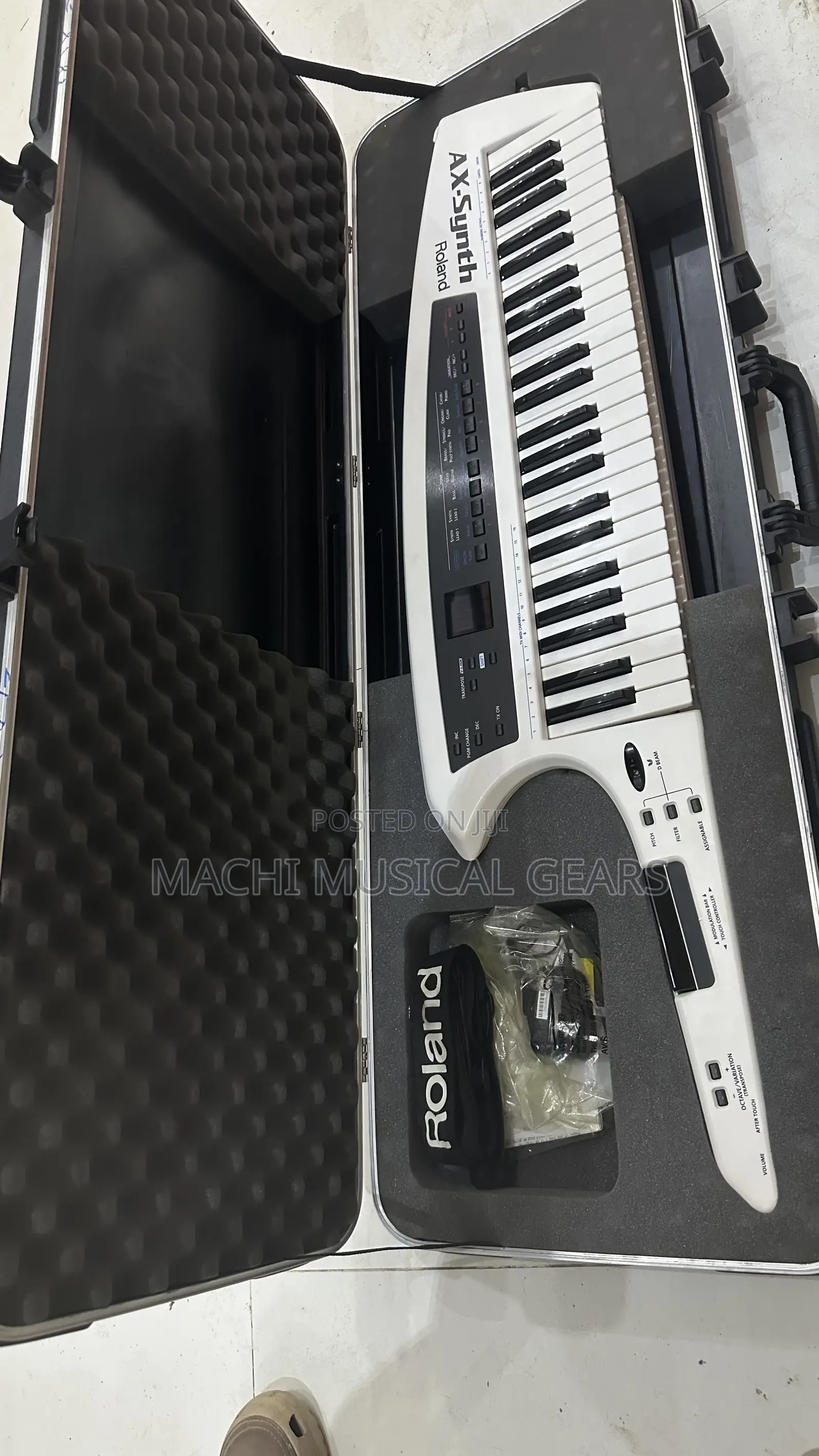 Keytar Roland Ax-Edge Synth