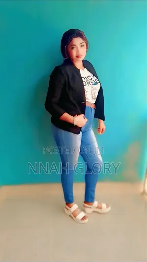 An Hardworking Lady Seeks for an Employment.