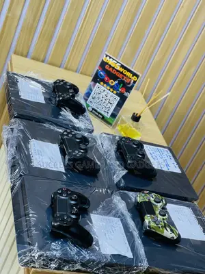 Ps4 Fat Hacked With 7 Games