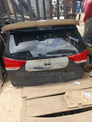 Toyota Sienna Complete Booth Neat One 2012 Model