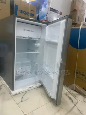 Keep It Cool, Keep It Fresh : Hisense 121l Refrigerator