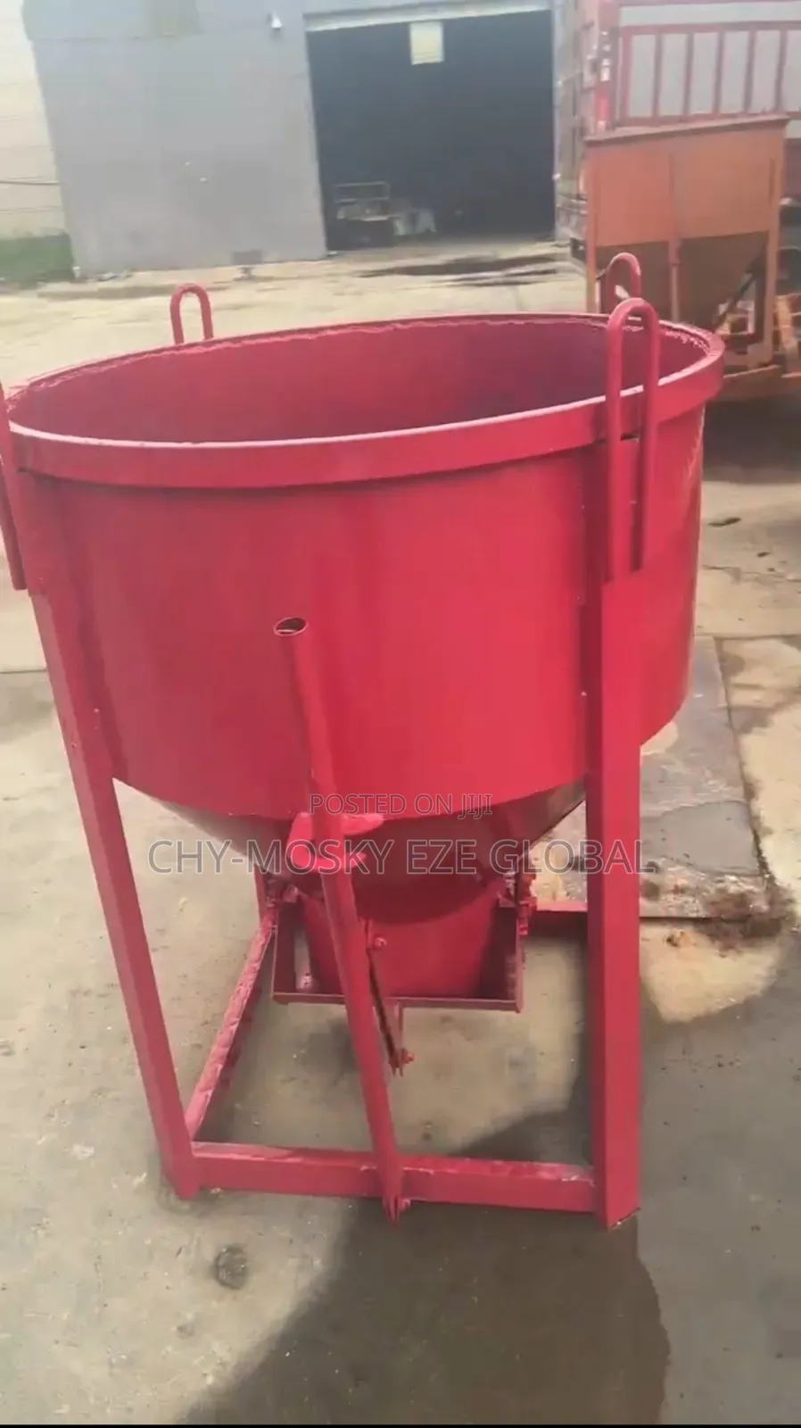 500l Concrete Bucket