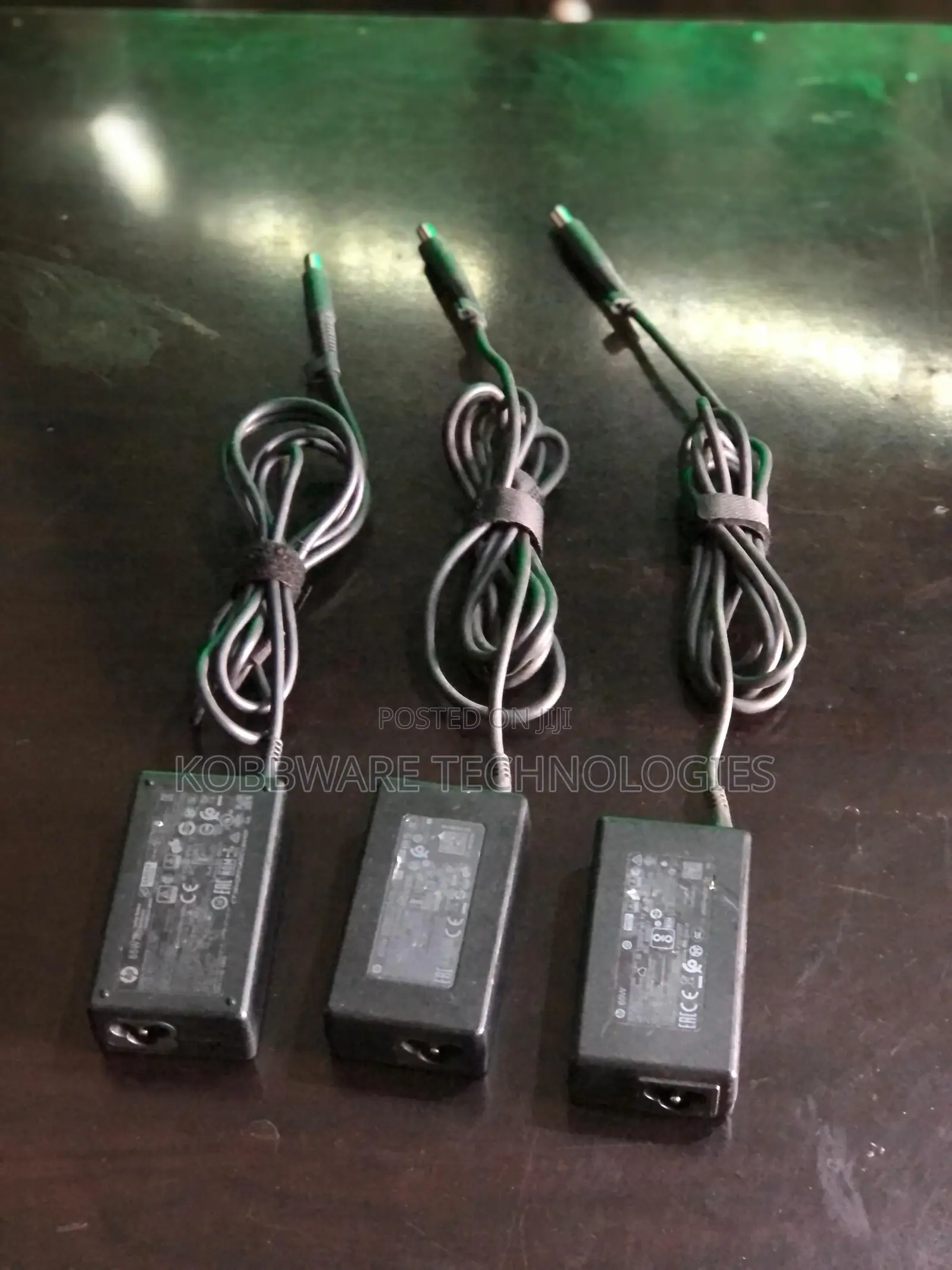 Hp 65watts Laptop Charger