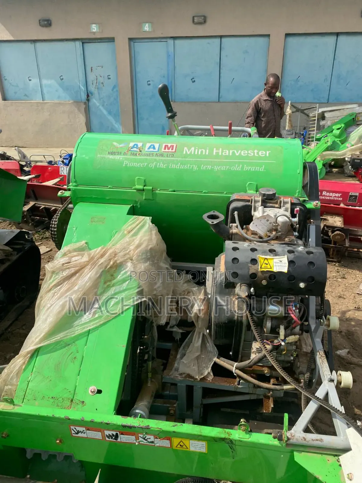 Mini Combine Harvester