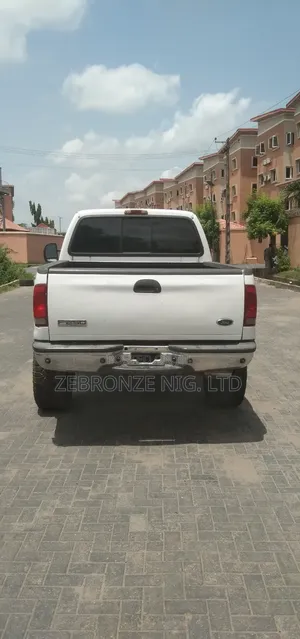 Ford F-250 2005 White