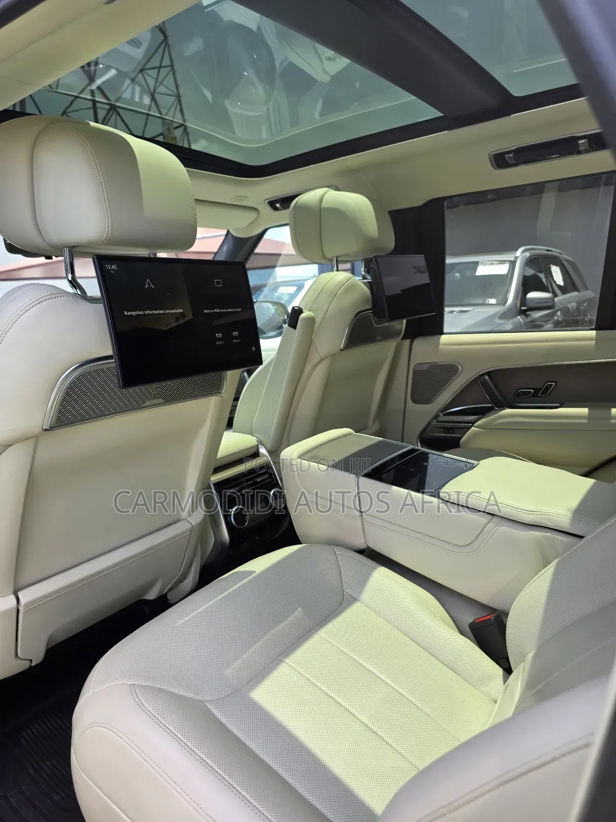 Land Rover Range Rover Vogue 2023 Brown