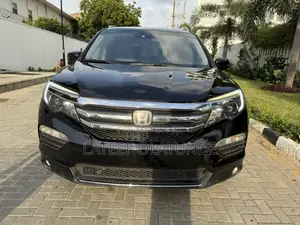 Honda Pilot Touring 4dr SUV 4WD (3.5L 6cyl 9A) 2016 Black