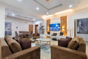3bedroom Shotlet Apartment With Pool and Gym