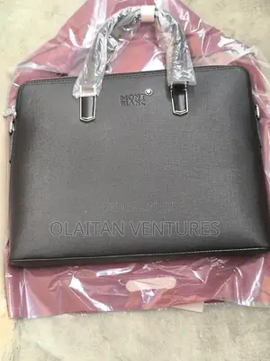 Photo - Men’S Leather Hand Bag