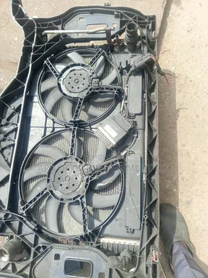 Radiator and Fan for Audi Q5 3.2 V6