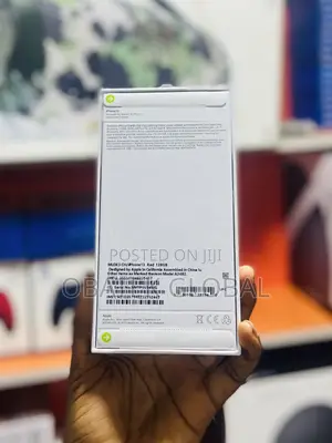 New Apple iPhone 13 128 GB Red