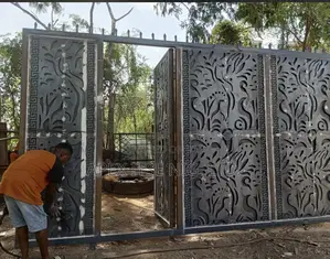 Laser Cut Dual Gate