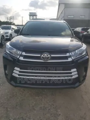 Toyota Highlander XLE 4x4 V6 (3.5L 6cyl 8A) 2018 Black