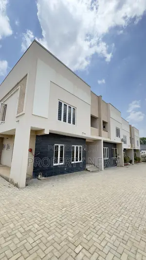 Photo - 4bdrm Townhouse / Terrace in Life Camp for rent