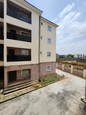 3bdrm Apartment in Idu/ Mbora for sale