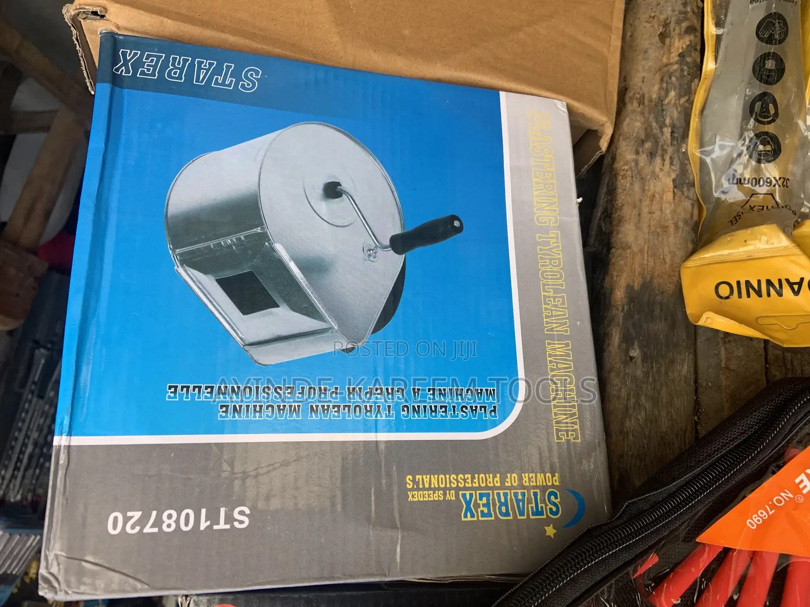 Plastering Tyrolean Machine (St108720)