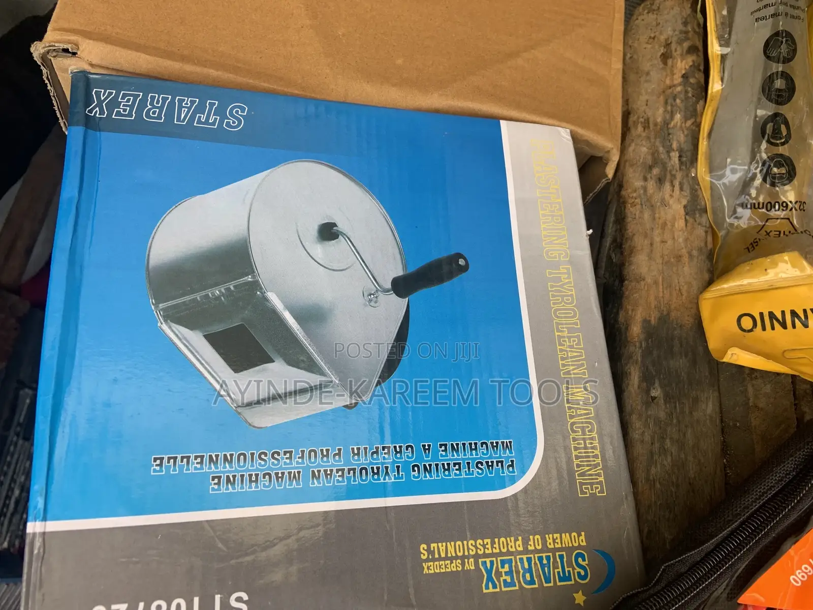 Plastering Tyrolean Machine (St108720)
