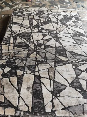 Accents Tie Design Rug.