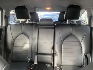 Toyota Highlander XLE 2021 Gray