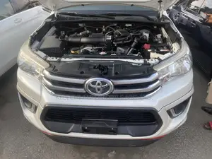 Toyota Hilux SR5+ 4x4 2018 White