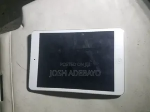 Photo - Apple iPad mini 2 16 GB White