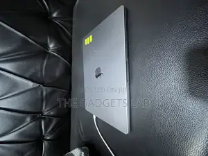 Laptop Apple MacBook Pro 16GB Apple M1 Pro SSD 512GB