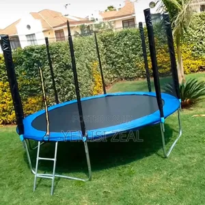 Photo - Trampoline