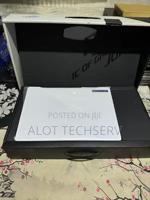 Laptop Asus ROG Zephyrus G14 16GB AMD Ryzen 7 SSD 512GB