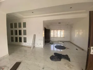 4bdrm Duplex in Wuse for rent