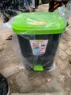 15l Pedal Plastic Dustbin