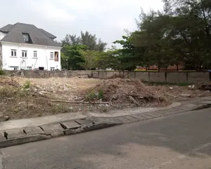 824sqm of Land at Carltongate Estate, Chevron Drive, Lekki