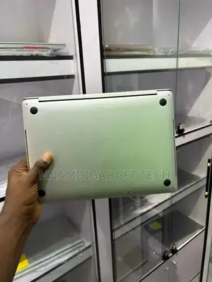 Laptop Apple MacBook Pro 2019 16GB Intel Core I5 SSD 256GB