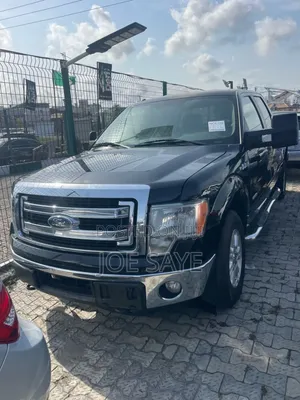 Photo - Ford F-150 2015 Black
