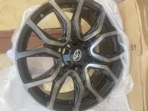 18inches Toyota Hilux RJM 2024