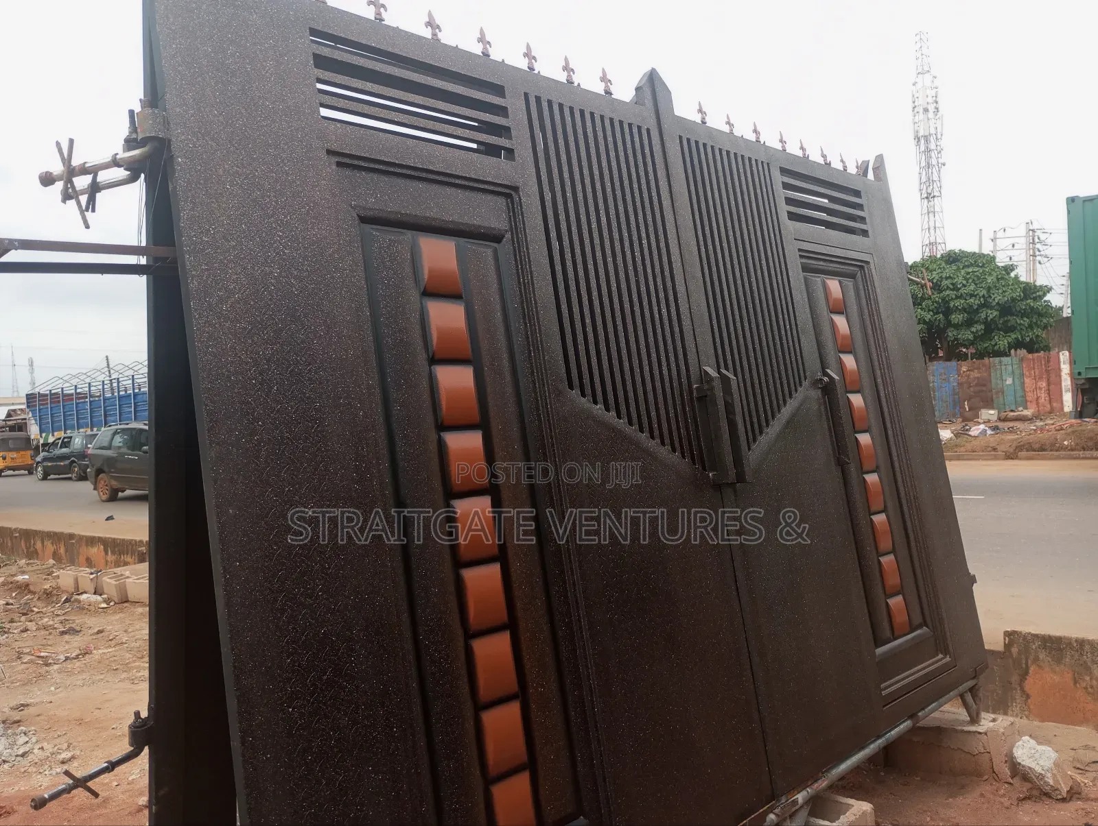 Cool Smooth Dark Stoned Gate