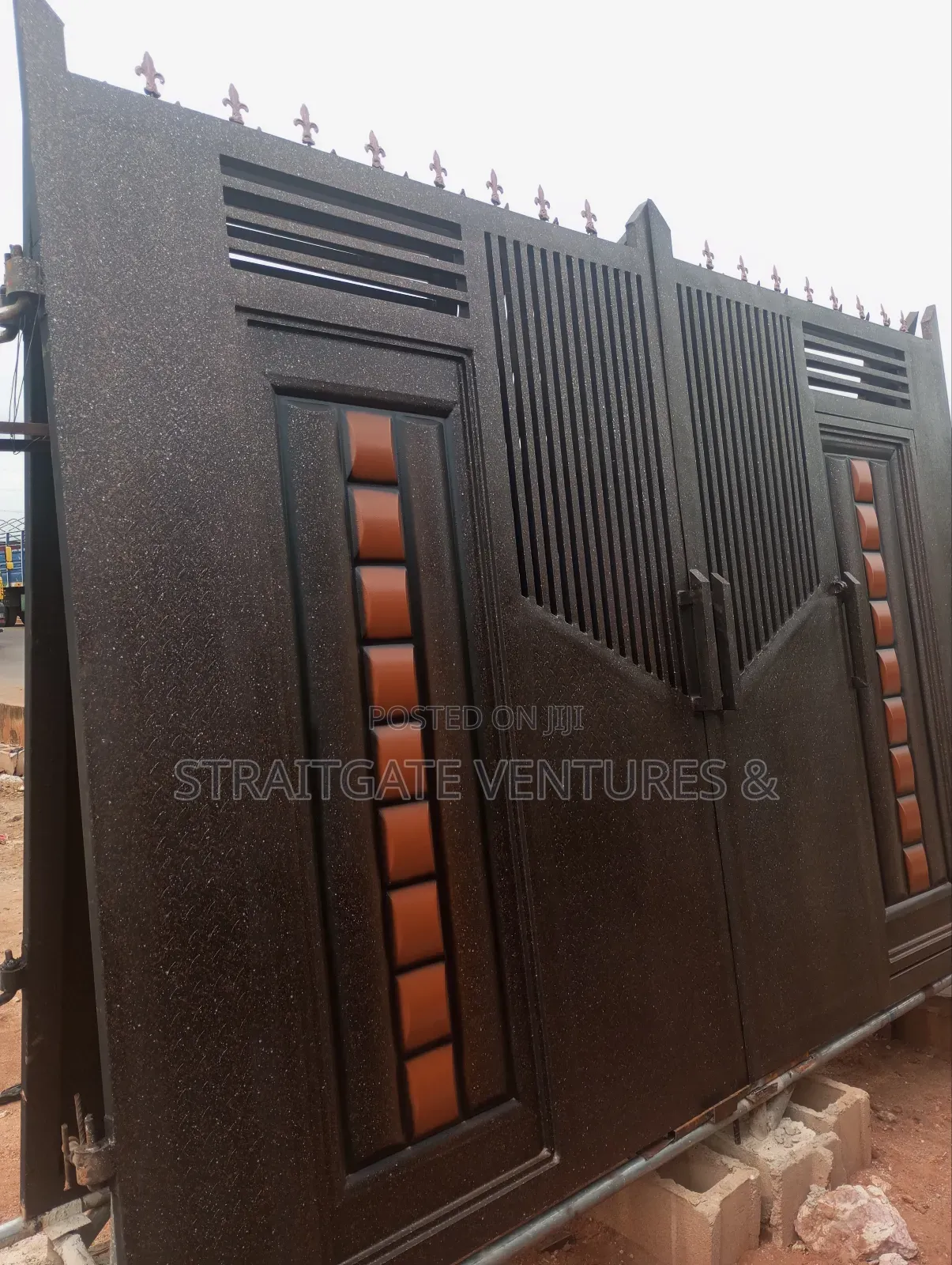 Cool Smooth Dark Stoned Gate